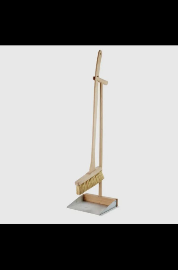 Upright Dustpan & Brush